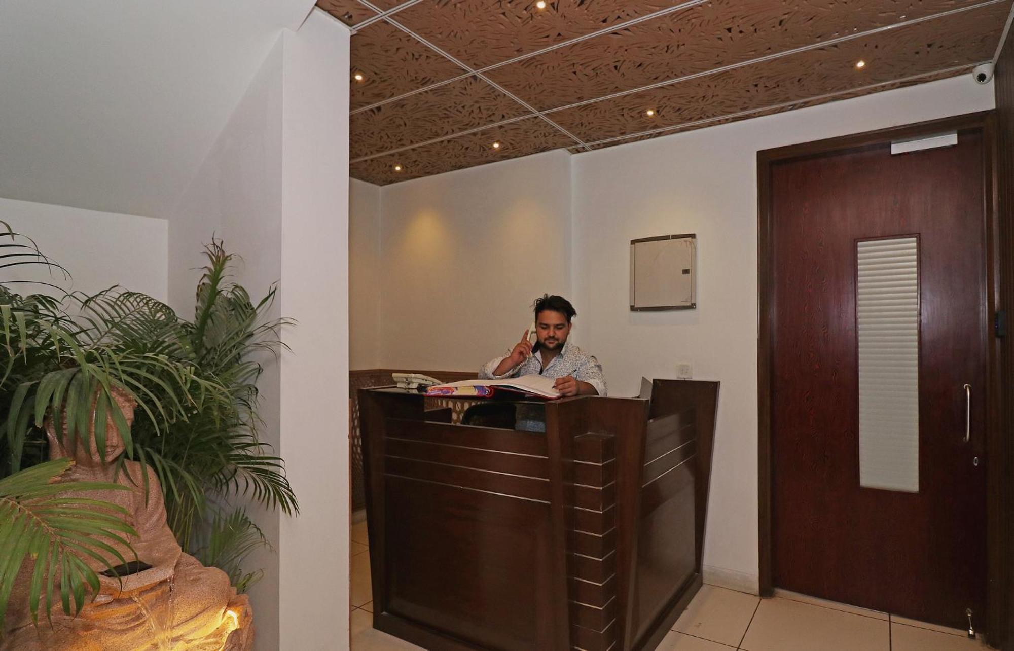 Wonderland Inn Near Aravali Biodiversity Park Gurgaon Luaran gambar