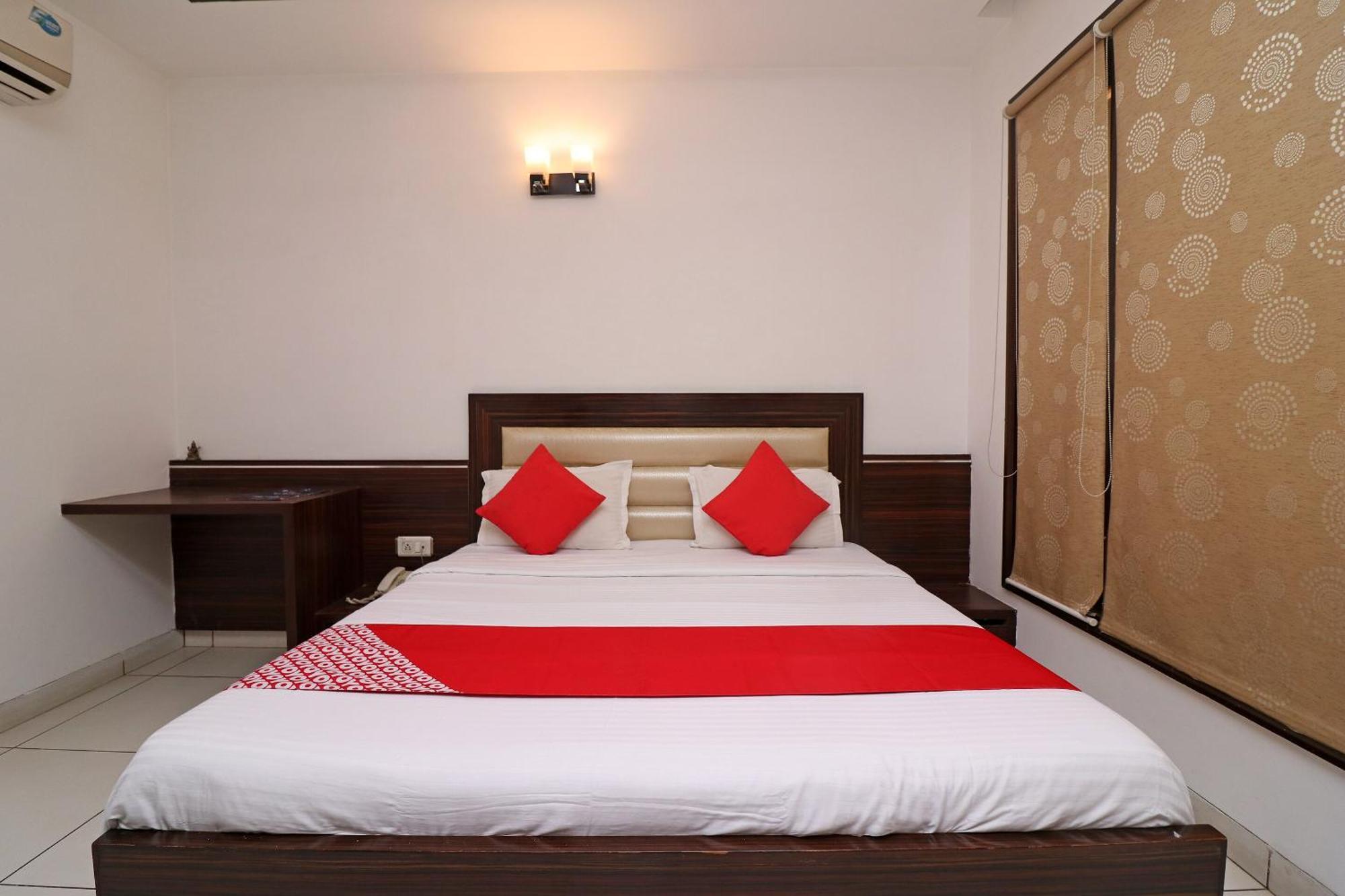Wonderland Inn Near Aravali Biodiversity Park Gurgaon Luaran gambar