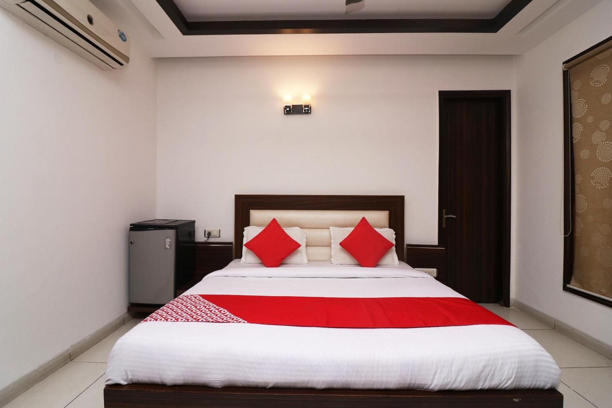 Wonderland Inn Near Aravali Biodiversity Park Gurgaon Luaran gambar