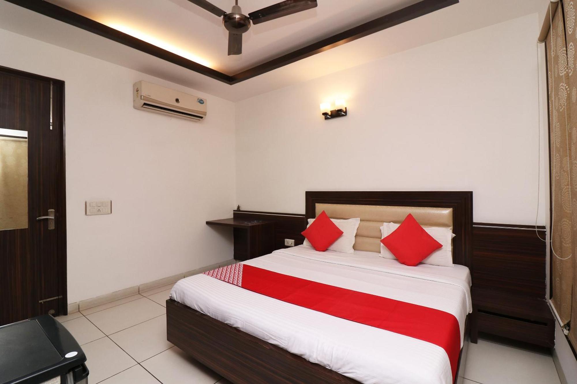 Wonderland Inn Near Aravali Biodiversity Park Gurgaon Luaran gambar